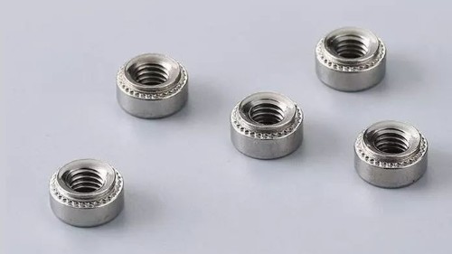 壓鉚螺母、拉鉚螺母、漲鉚螺母，傻傻分不清？